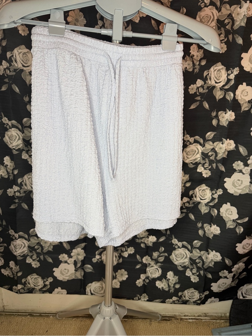 H&M White Terry Knit Drawstring Athletic Shorts